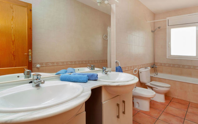 Villa Alguer - Photo 10