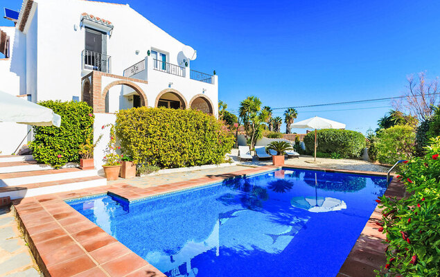 Las Granadillas - Photo 1